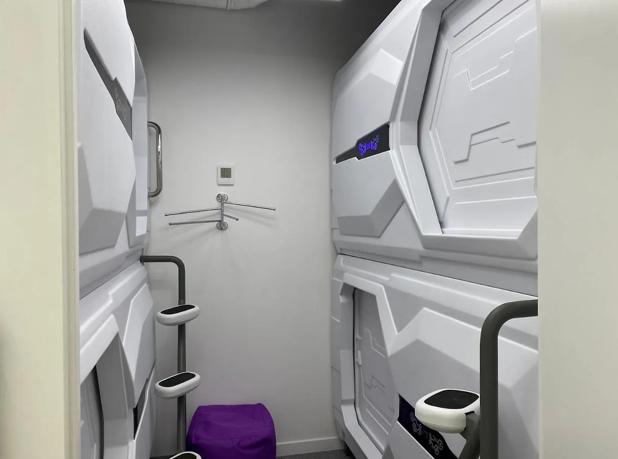 Av-1 Capsule Hotel Kiev 2*,