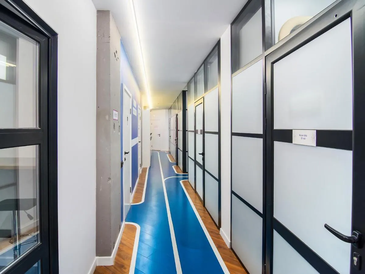 Av-1 Capsule Hotel Киев